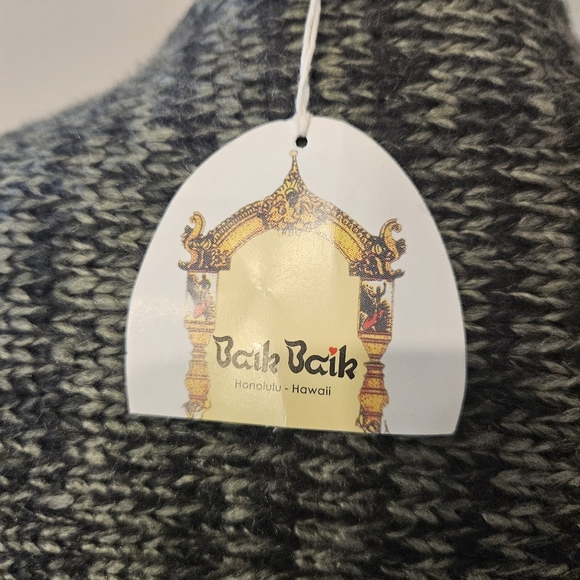 Baik Baik Honolulu Poncho Womens ONE SIZE NEW WITH TAGS ASPEN GREY/BLACK - Picture 4 of 9